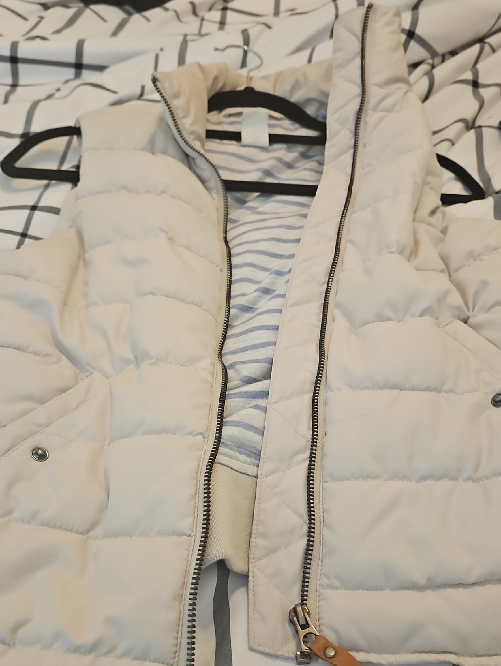 Light Cream Quilted Puffer Vest By H& M